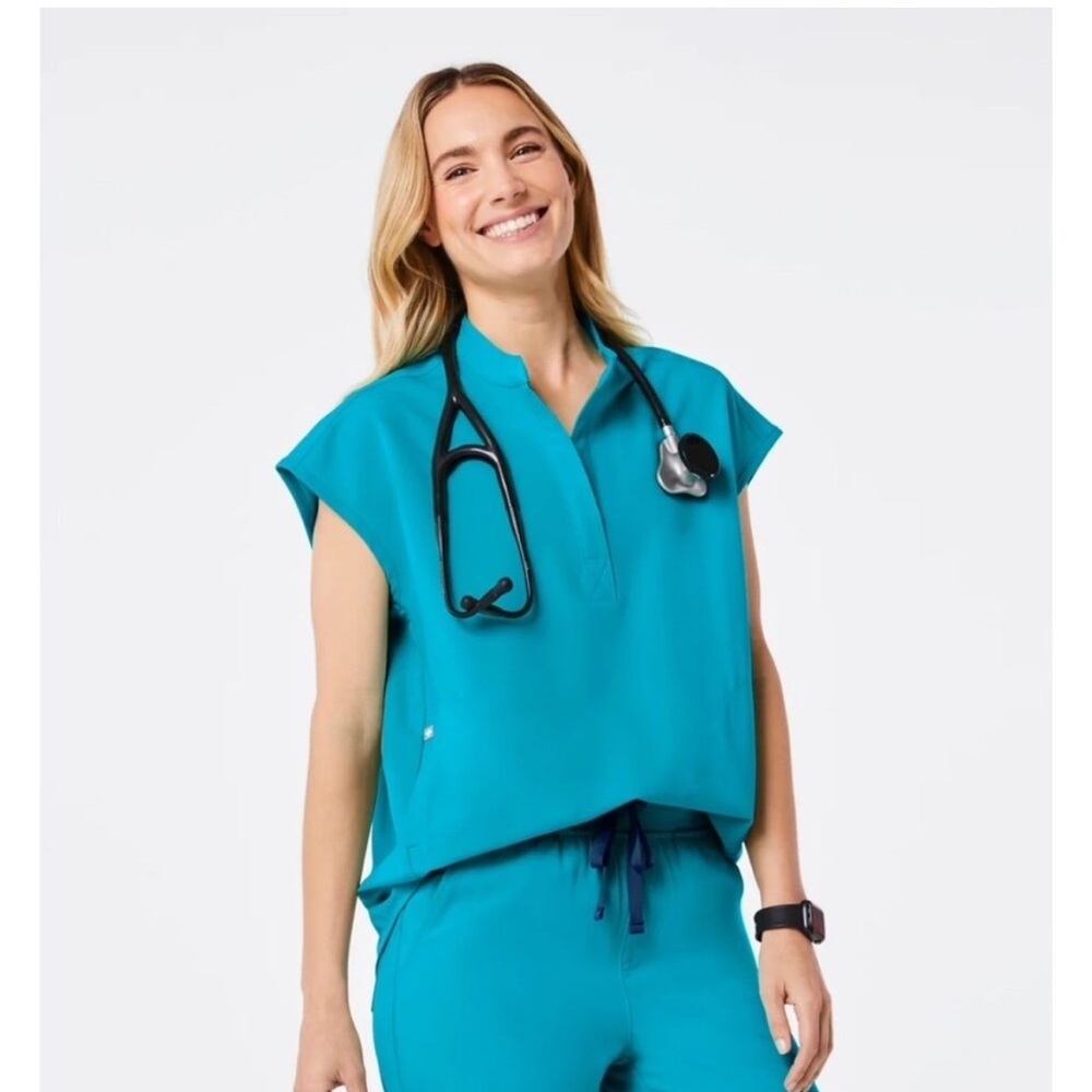 FIGS OVERSIZED RAFAELA SCRUB TOP SIZE XXL